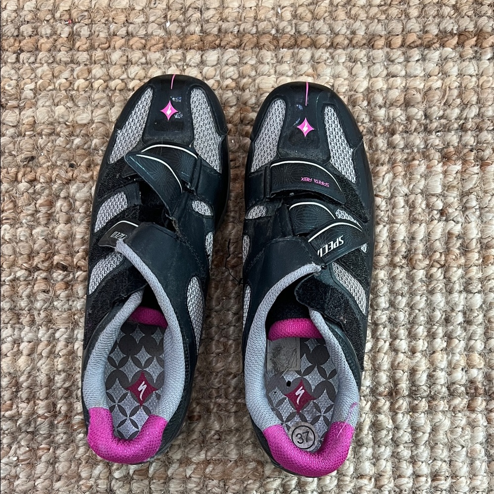 Specialized Women's Black and Gray Cycling Shoes